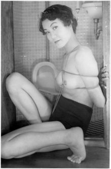 108−4) AS05須川令子トイレ五態1