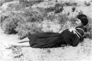 188-03e 須川令子R012?02M002d