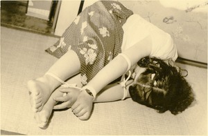 186 緊縛美のオンパレード 32-1C001d