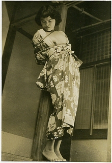 63-4長襦袢(川端多奈子'54-12グラビヤ)