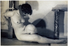 90-1床柱後手足投出二態