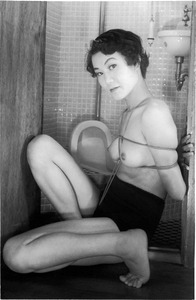 188-06c 須川令子 R016?1M001d