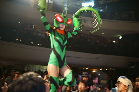 7162422_1897559089_44large