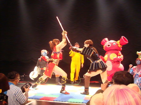 768840_1932294562_247large